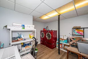 47 Cobblestone Dr, Shoreham, NY 11786 - Photo 30