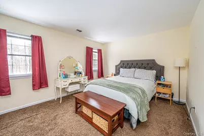 47 Cobblestone Drive, Shoreham, NY 11786 - Photo 28