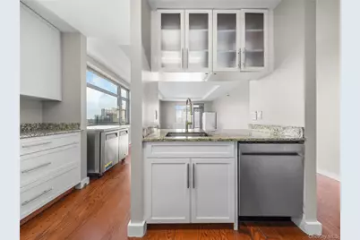 40-22 College Point Boulevard #10R, Flushing, NY 11354 - Photo 10