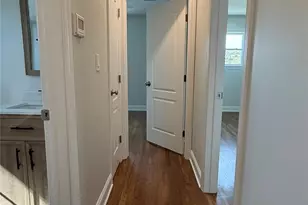 211 4th Ave, West Babylon, NY 11704 - Photo 8