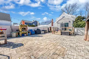 1972 Russell St, North Bellmore, NY 11710 - Photo 36