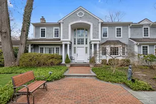 32 Old House Ln, Port Washington, NY 11050 - Photo 4