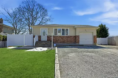 210 Bellerose Avenue, East Northport, NY 11731 - Photo 2