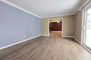 786 Hilltop Ct, Coram, NY 11727 - Photo 10