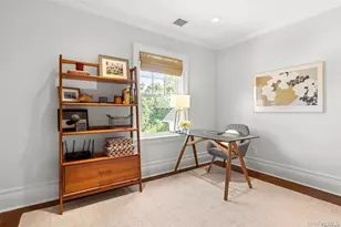 50 South Dr, Manhasset, NY 11030 - Photo 22