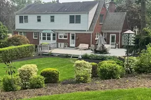 77 Jamaica Ave, Holtsville, NY 11742 - Photo 22