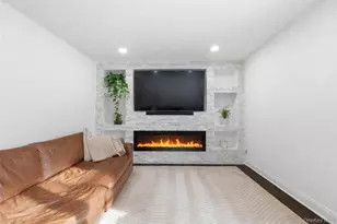 14 Soundview Ave, White Plains, NY 10606 - Photo 10