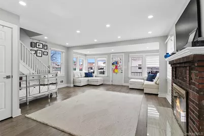 167 Beach 3rd Street, Far Rockaway, NY 11691 - Photo 4