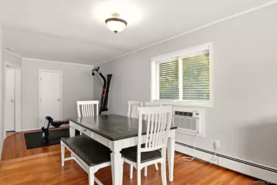 26 Clarendon Street, Dix Hills, NY 11746 - Photo 6