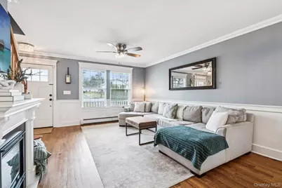 7 Freeman Avenue, Nesconset, NY 11767 - Photo 6