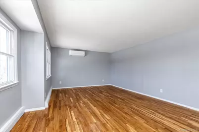 27 Marlo Lane #2nd Floor, Hauppauge, NY 11788 - Photo 4