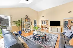 203 Woodbury Rd, Woodbury, NY 11797 - Photo 8