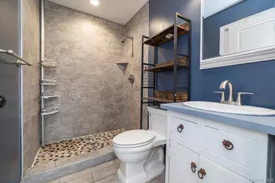 105 Virginia Avenue, Long Beach, NY 11561 - Photo 18