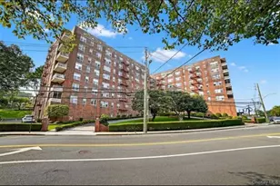 333 Bronx Rive Road, Yonkers, NY 10704 - Photo 18
