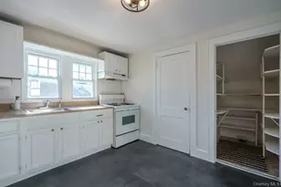 52 Irma Ave, Port Washington, NY 11050 - Photo 4