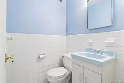 90-60 Union Turnpike #4F, Glendale, NY 11385 - Photo 24