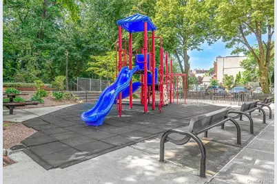 90-60 Union Turnpike #4F, Glendale, NY 11385 - Photo 38