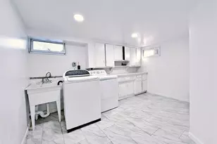 14 Willets Dr, Syosset, NY 11791 - Photo 12