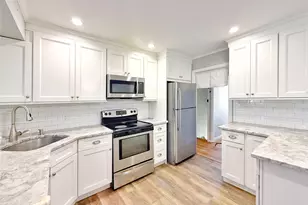 14 Willets Dr, Syosset, NY 11791 - Photo 4