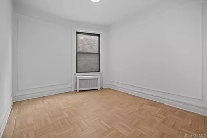 117 Seaman Avenue #4C, New York, NY 10034 - Photo 10