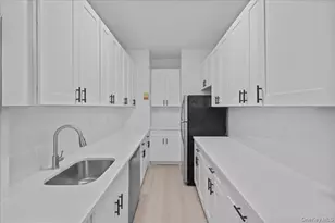 117 Seaman Ave, New York, NY 10034 - Photo 4