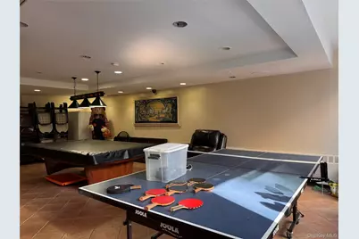 1874 Pelham Parkway S #3B, Bronx, NY 10461 - Photo 10