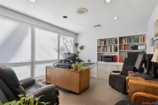 37 Shelter Ln, Roslyn Heights, NY 11577 - Photo 32