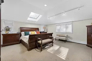 37 Shelter Ln, Roslyn Heights, NY 11577 - Photo 22