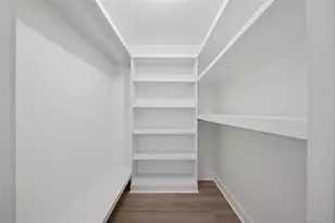 70 Pheasant Run, Roslyn, NY 11576 - Photo 12