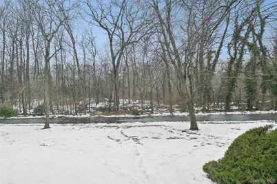 70 Pheasant Run, Roslyn, NY 11576 - Photo 46