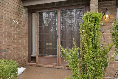 70 Pheasant Run, Roslyn, NY 11576 - Photo 2