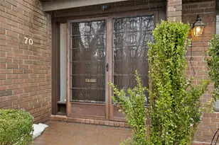 70 Pheasant Run, Roslyn, NY 11576 - Photo 2