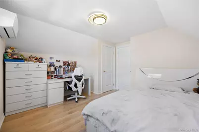 163-40 19th Avenue, Whitestone, NY 11357 - Photo 16