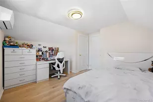 163-40 19th Ave, Whitestone, NY 11357 - Photo 16