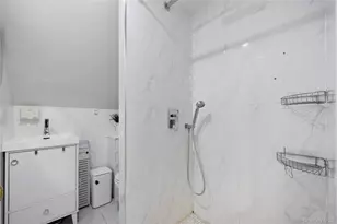 163-40 19th Ave, Whitestone, NY 11357 - Photo 14