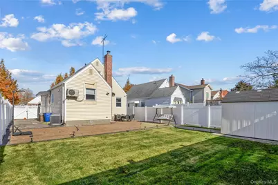 163-40 19th Avenue, Whitestone, NY 11357 - Photo 26