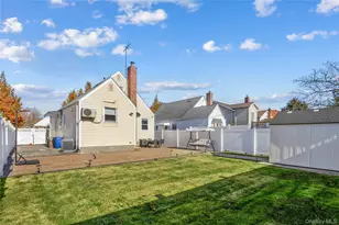 163-40 19th Ave, Whitestone, NY 11357 - Photo 26