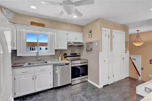 43 Westchester Ave, West Babylon, NY 11704 - Photo 10