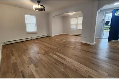 22126 134th Road, Springfield Gardens, NY 11413 - Photo 4