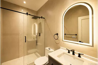 1715 Remson Avenue, Merrick, NY 11566 - Photo 18