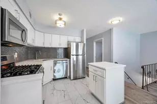 348 Artist Lake Dr, Middle Island, NY 11953 - Photo 16