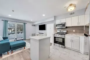 348 Artist Lake Dr, Middle Island, NY 11953 - Photo 18