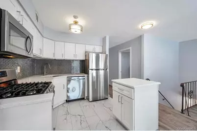 348 Artist Lake Drive, Middle Island, NY 11953 - Photo 20