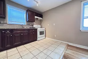 75-32 263rd St, Glen Oaks, NY 11004 - Photo 8