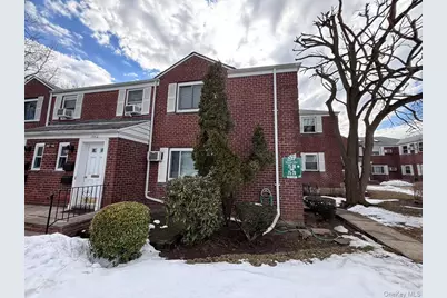 75-32 263rd Street #41B61, Glen Oaks, NY 11004 - Photo 2