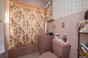 38 Celestial Ln, Levittown, NY 11756 - Photo 10