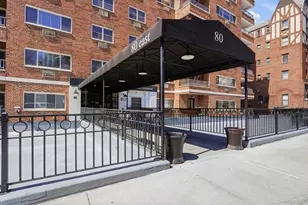 80 E Hartsdale Ave, Hartsdale, NY 10530 - Photo 22