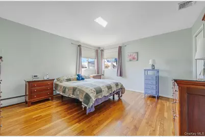 8 Leeward Lane, Commack, NY 11725 - Photo 8