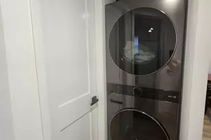 46 W Clearwater Rd, Lindenhurst, NY 11757 - Photo 26