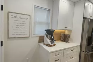 46 W Clearwater Rd, Lindenhurst, NY 11757 - Photo 4